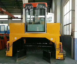 50 T / H Compost Windrow Turner خط إنتاج الأسمدة العضوية لروث الحيوانات